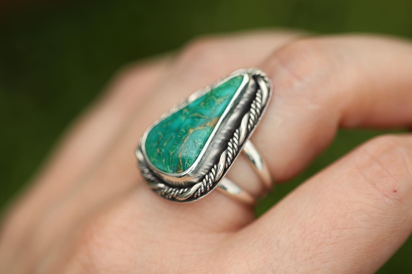 Sterling silver natural green Kingman turquoise ring US size 6.5