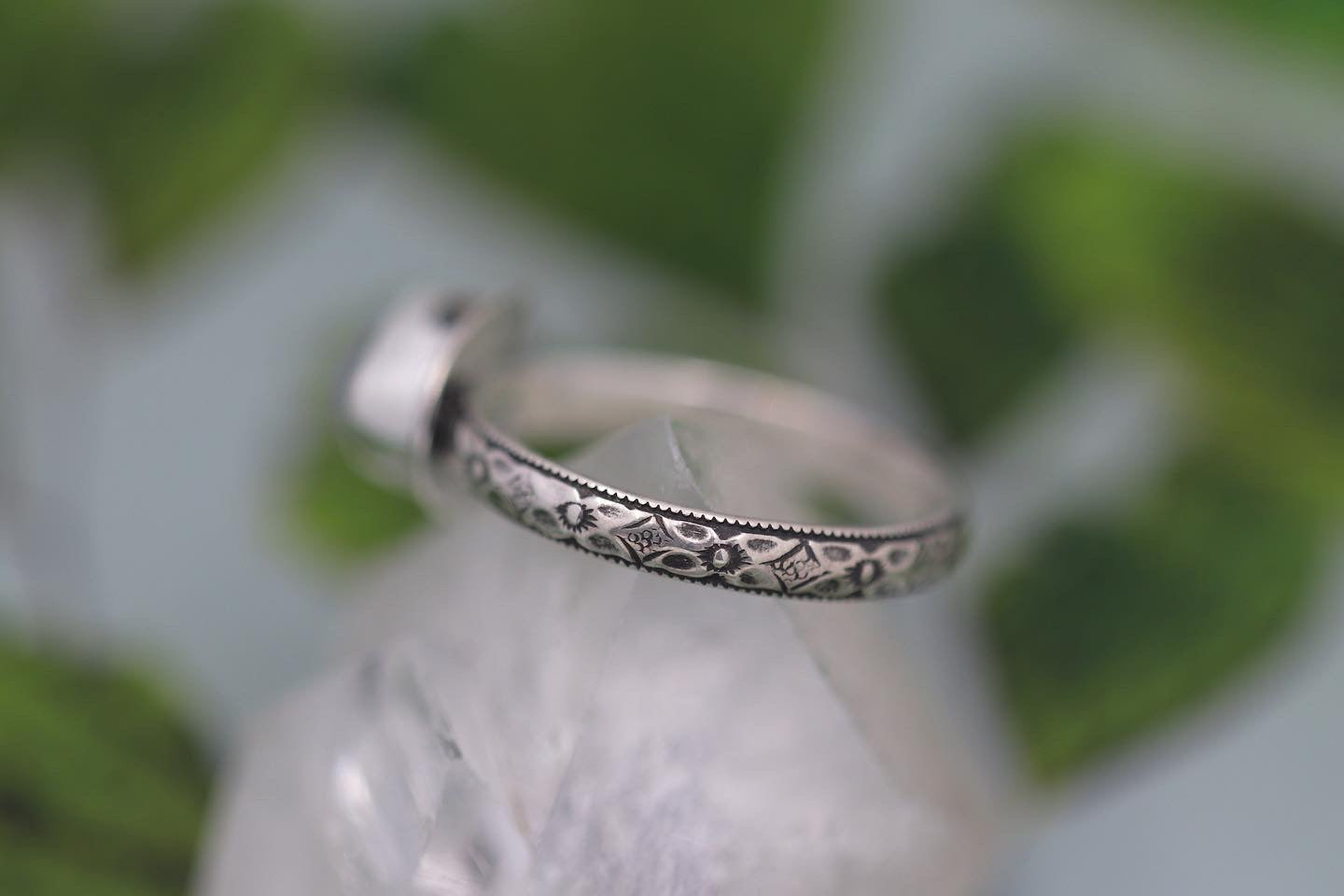 Carved rainbow moonstone leaf ring US size 7