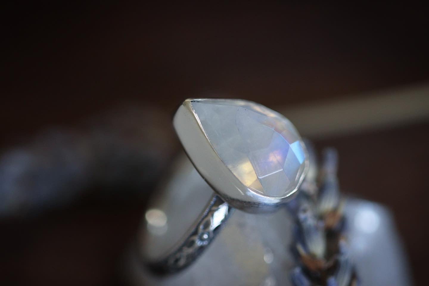 Sterling silver faceted rainbow moonstone ring US size 6.25