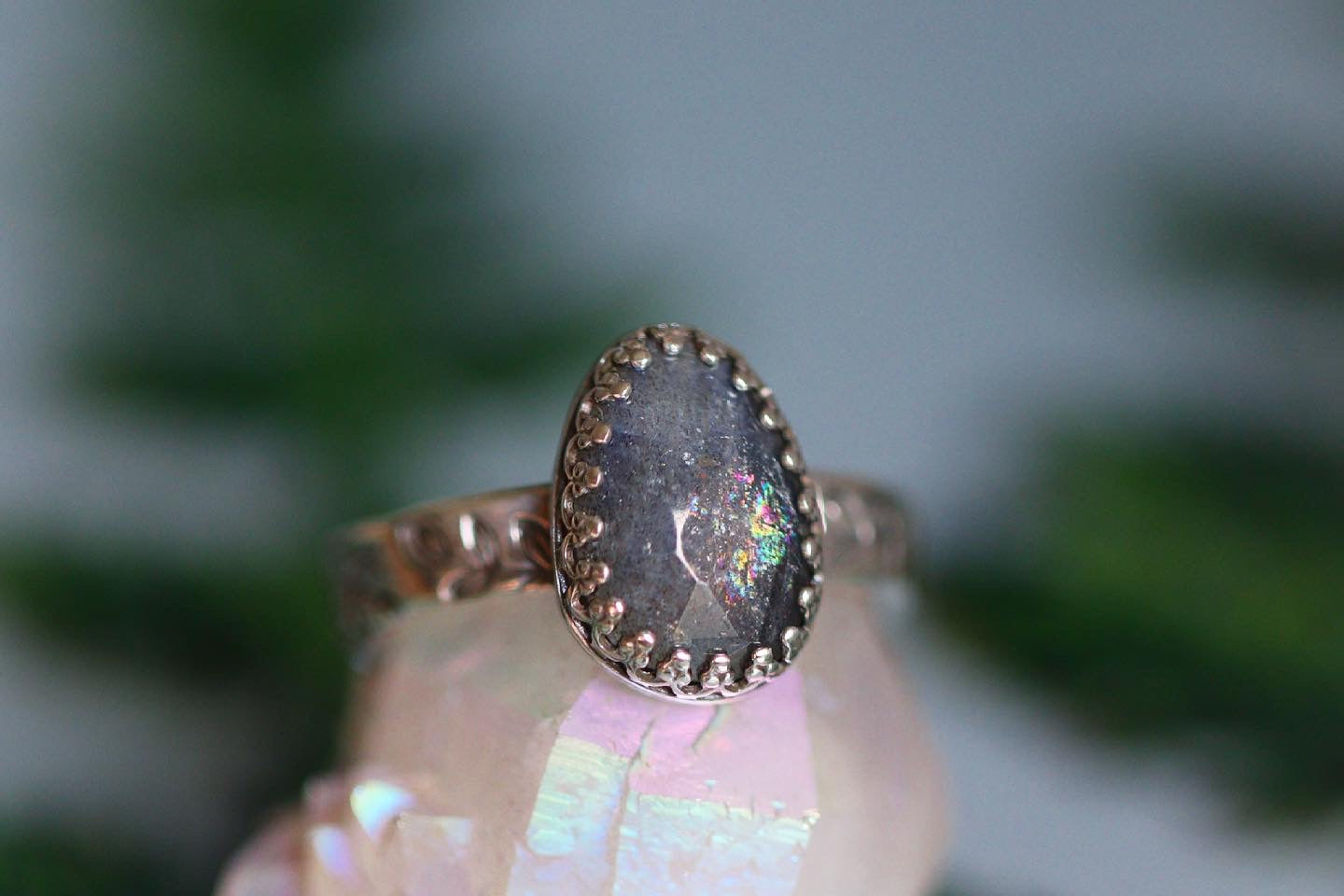 Sterling silver rose cut labradorite leafy vine ring US size 6