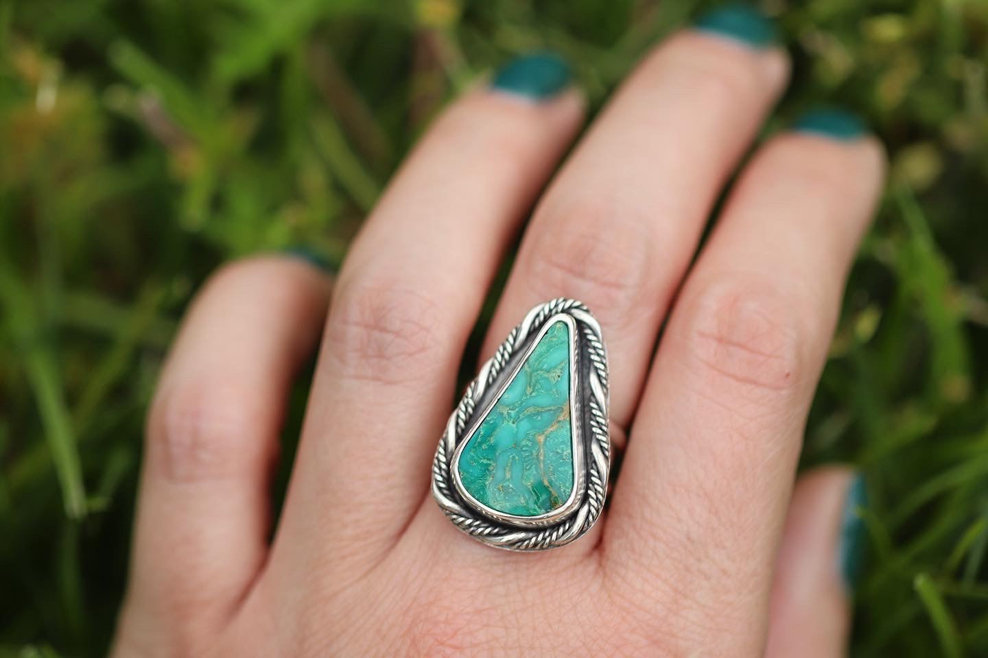 Sterling silver natural green Kingman turquoise ring US size 6.5