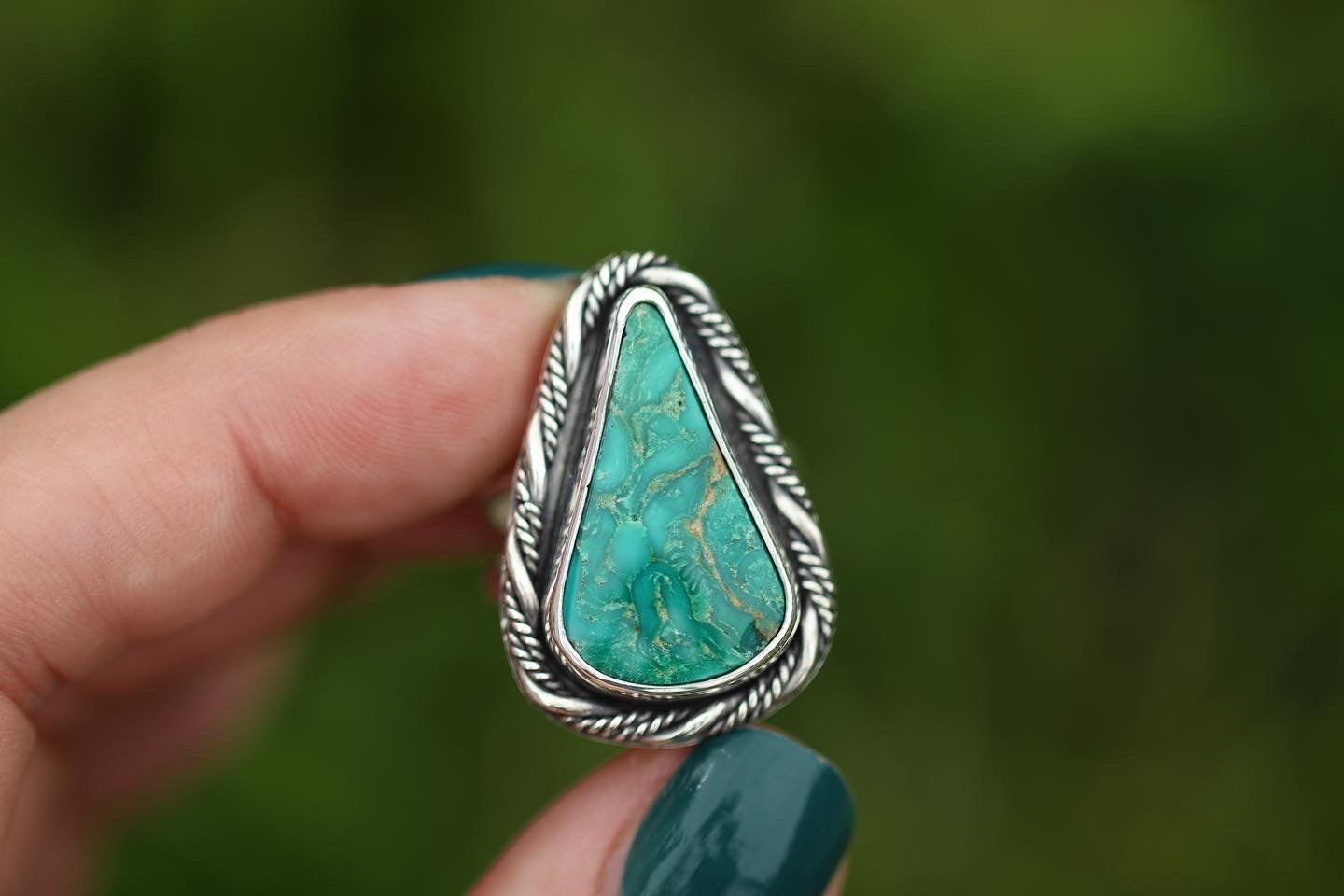 Sterling silver natural green Kingman turquoise ring US size 6.5