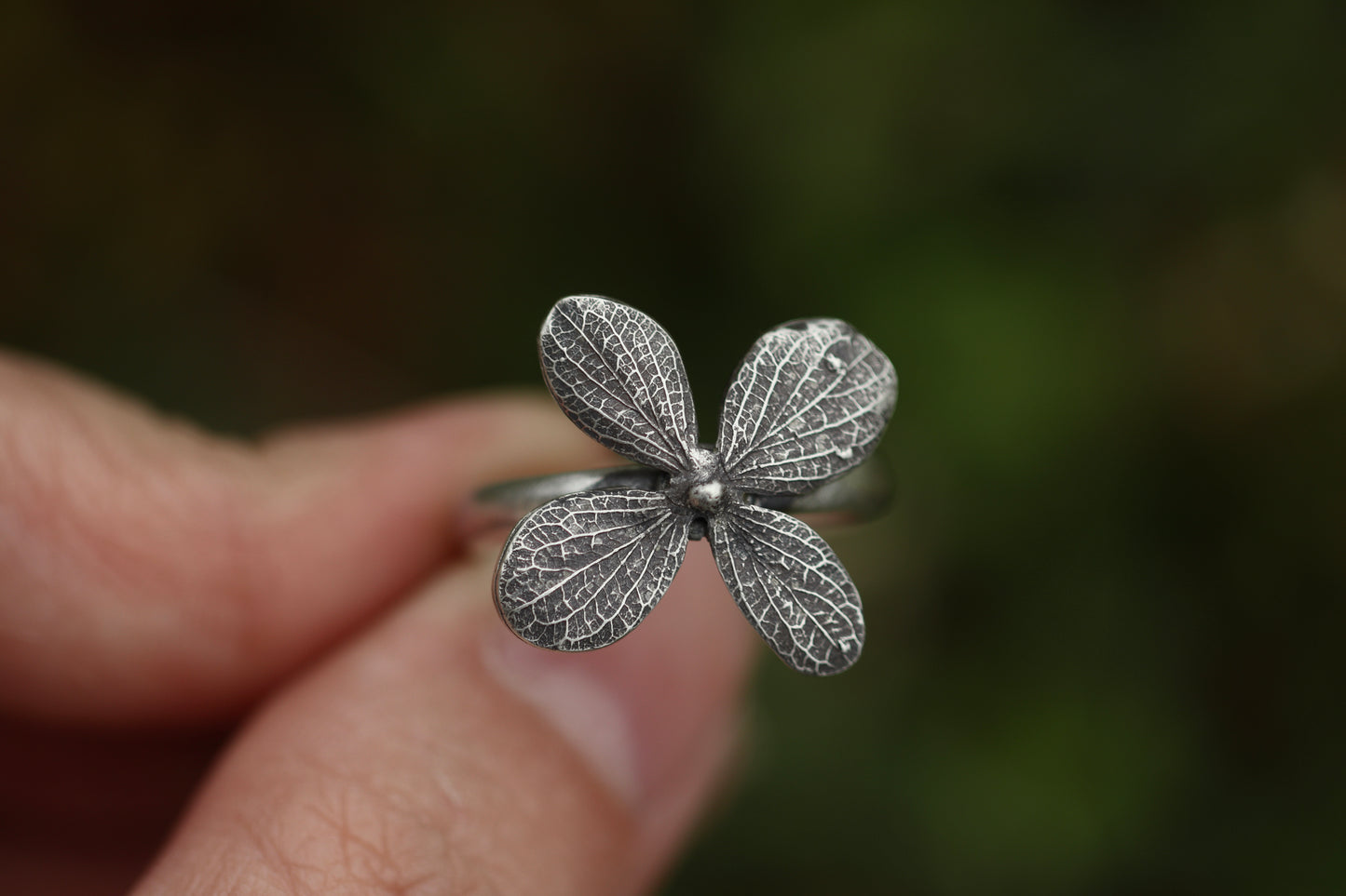 Sterling silver hydrangea ring US size 7.75