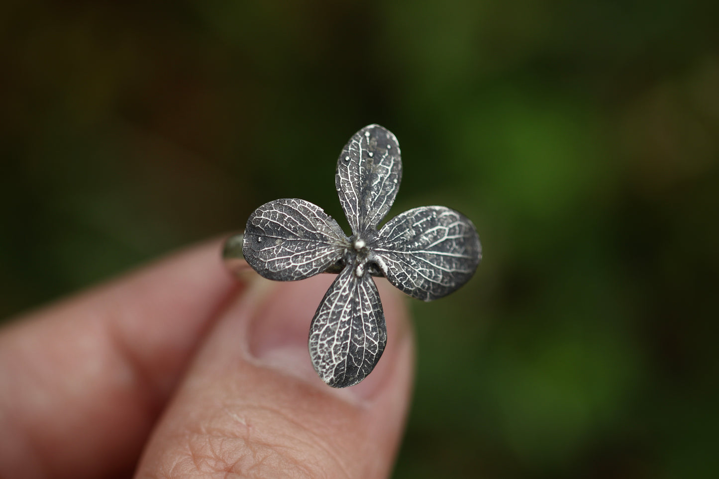 Sterling silver hydrangea ring US size 5.5