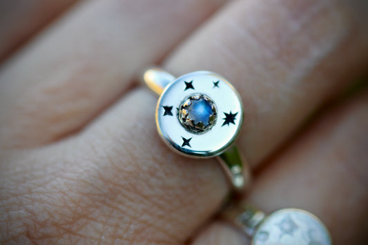 Sterling silver starry night medallion ring US size 7