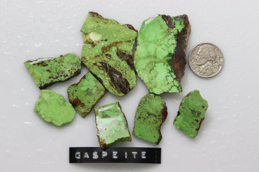 Gaspeite rough