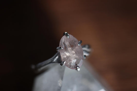 Sterling silver prong set morganite twig ring US size 7