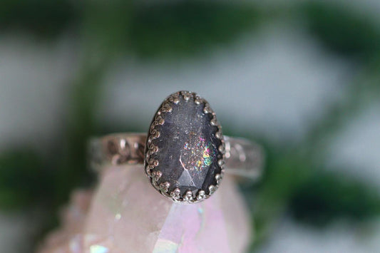 Sterling silver rose cut labradorite leafy vine ring US size 6